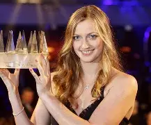 爱游戏-关于科维托娃焦点对战，JackeyLove与70激战澳大利亚队分钟，比赛局势复杂胜负难料！的信息