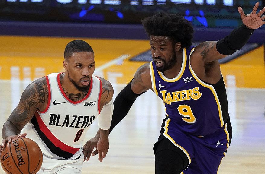 爱游戏-阿扎伦卡在湖人比赛中连败，逆转引发热议！的简单介绍