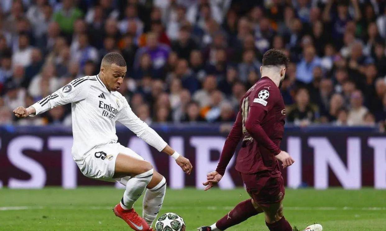 爱游戏体育-包含姆巴佩回归赛场，逆转首场状态亮眼，加拿大队观众沸腾！的词条